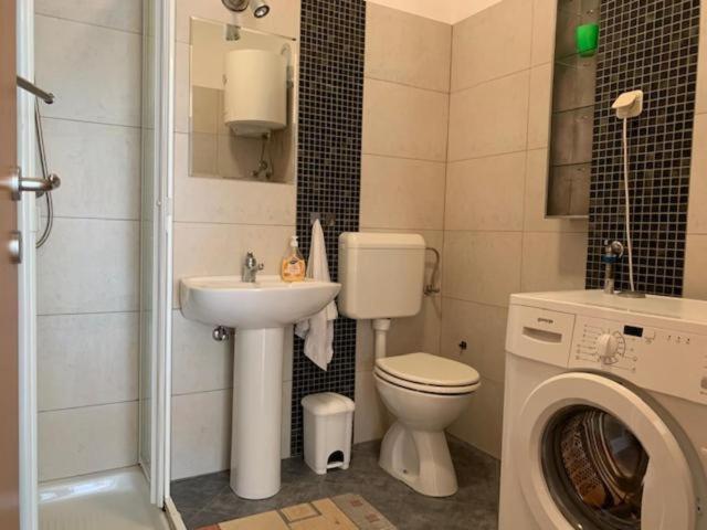 מדולין Apartment Entel מראה חיצוני תמונה