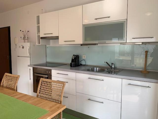 מדולין Apartment Entel מראה חיצוני תמונה